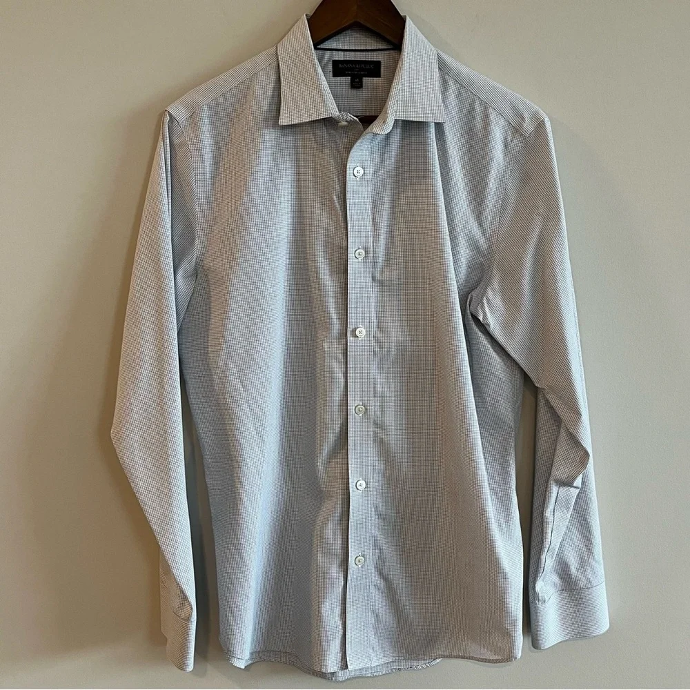 Banana Republic Men’s Blue Check Non Iron Slim Fit Long Sleeve M